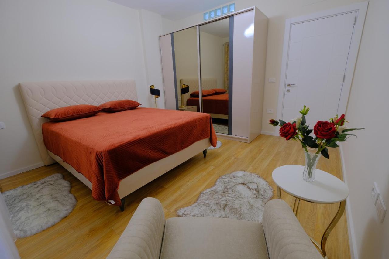 Comfy Apartment In Шкодер Экстерьер фото