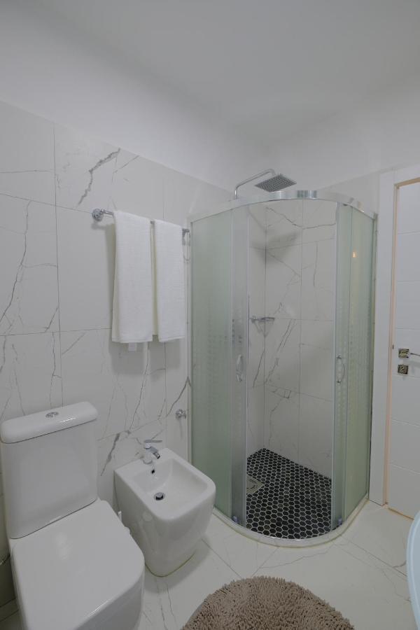 Comfy Apartment In Шкодер Экстерьер фото